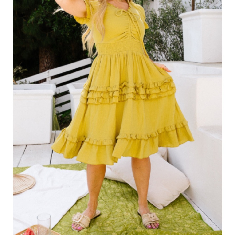 IVY CITY CO Yellow Puff Sleeve Midi Sundress NEW WITH TAG